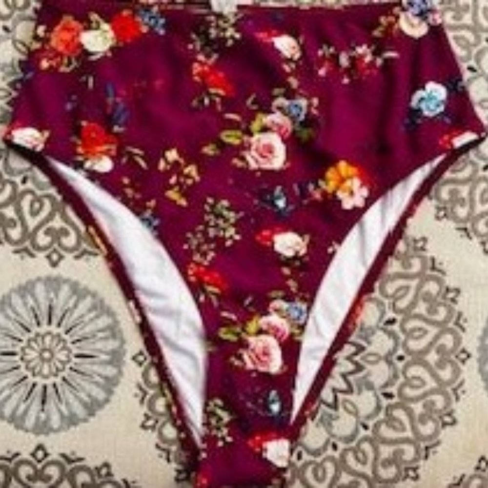 NWT Cupshe Bathing Suit Bottom
